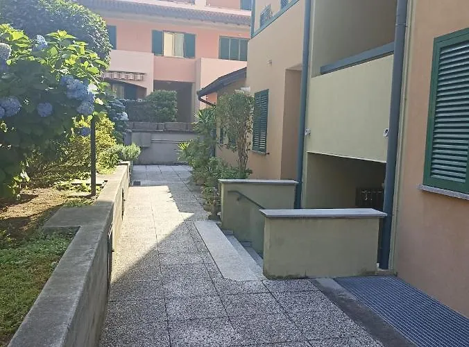 Sunshine * Cannero Riviera